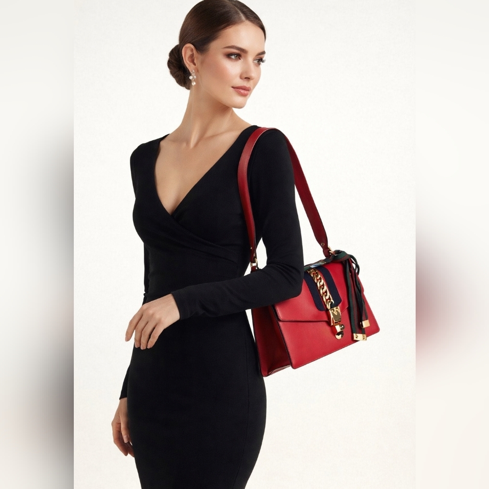 Authentic Gucci Shoulder Bag Sherry Line Red Leather - Picture 2 of 12